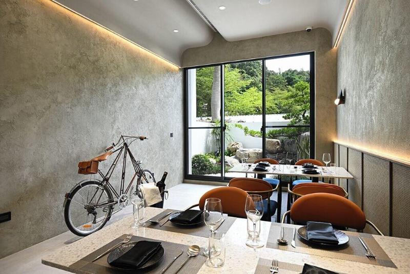 Hotel Beore image