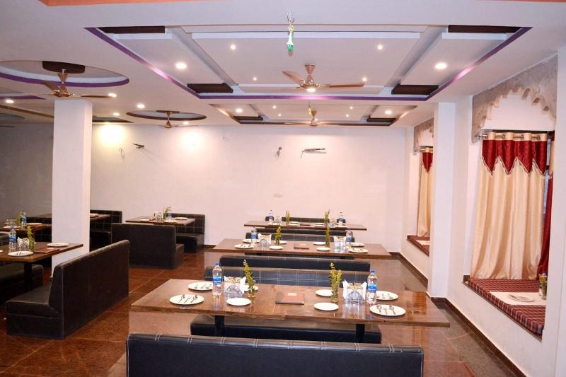 Rudraksh Hotel Restaurant image