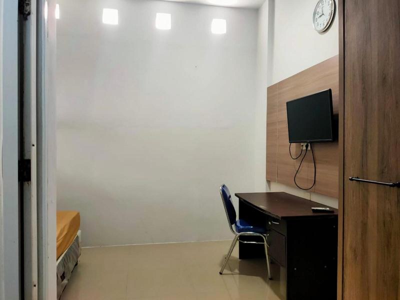 Spot On 92900 Kost 3 Kelor Syariah image