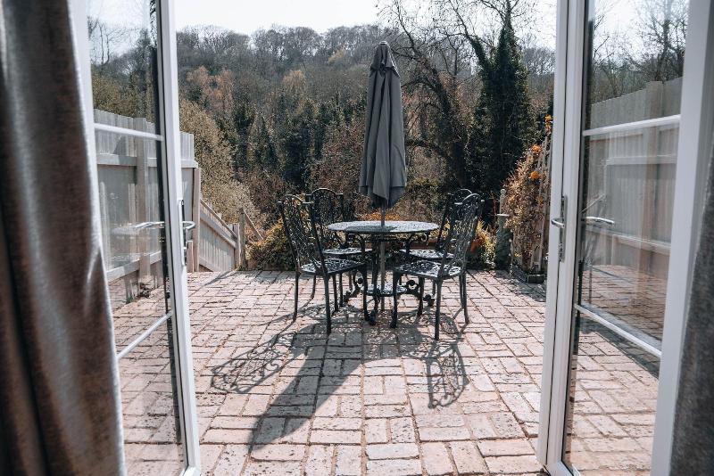 Riverbank Cottage image