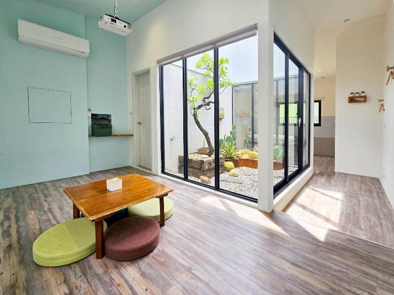 Tainan Tree House image