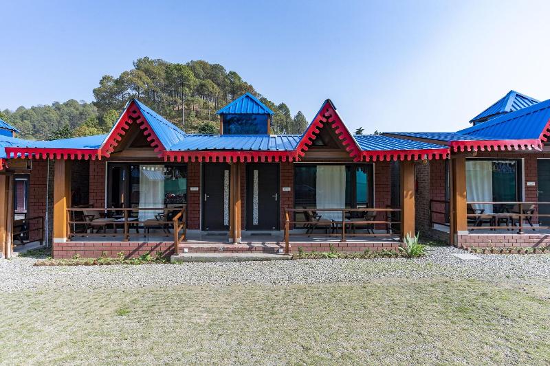 Sol Glow Resort image