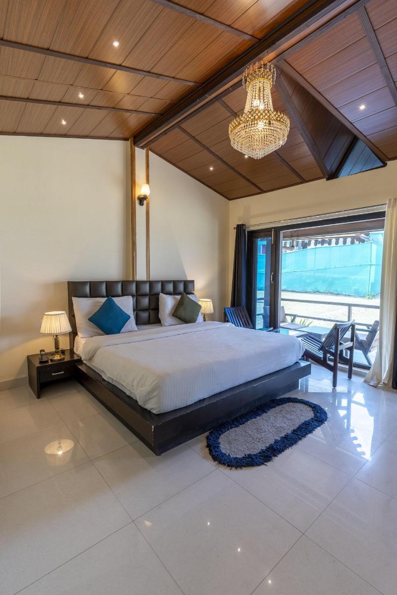 Sol Glow Resort image