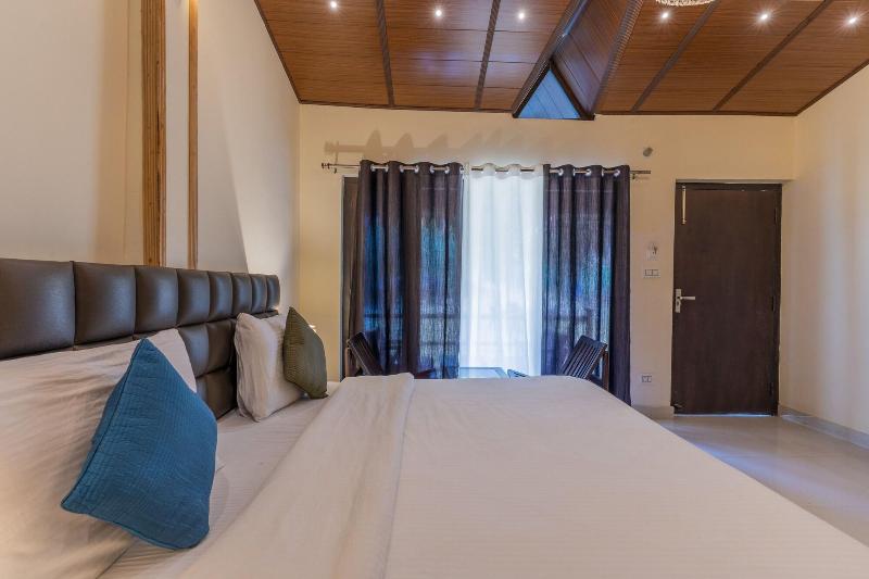 Sol Glow Resort image