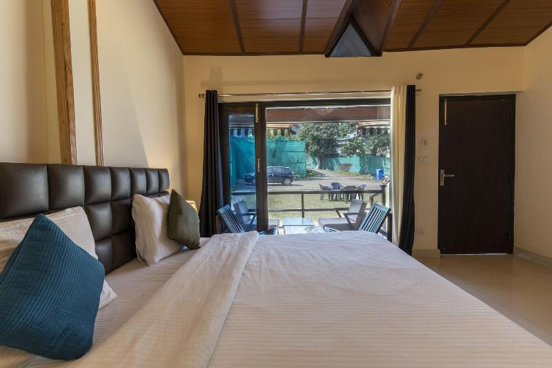 Sol Glow Resort image