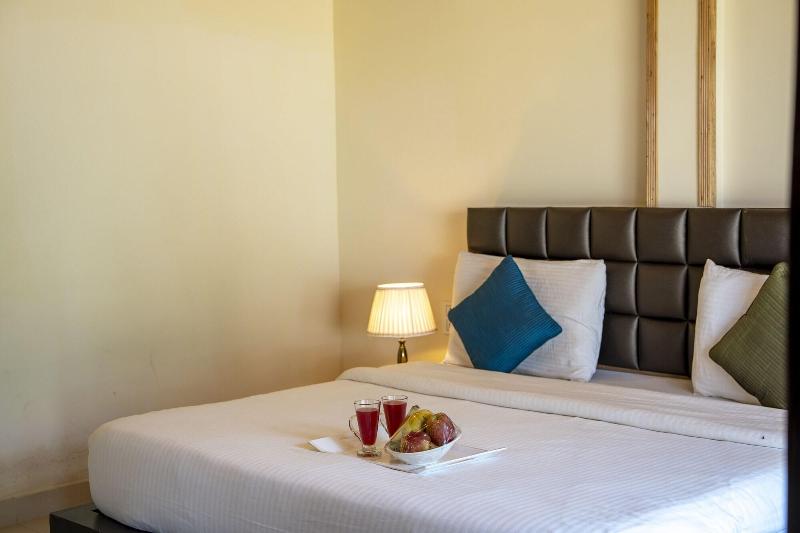 Sol Glow Resort image