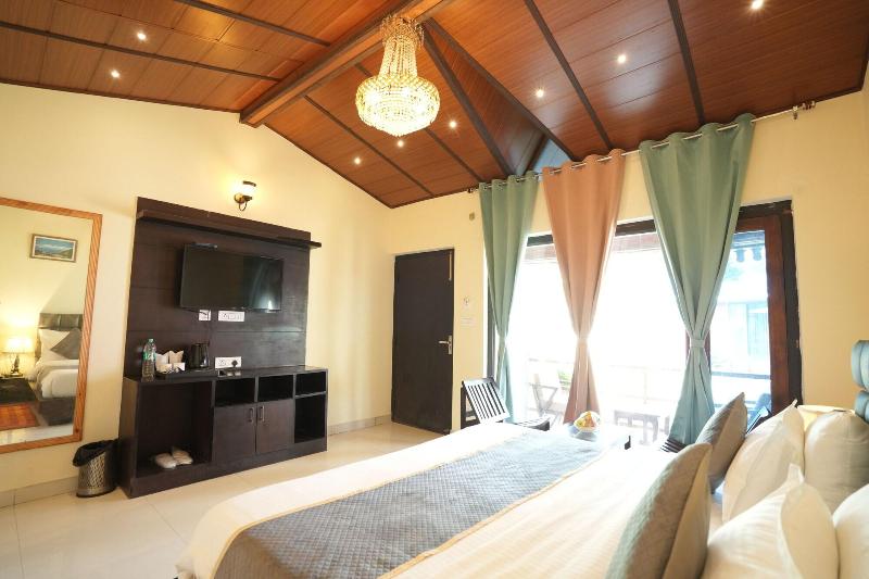 Sol Glow Resort image