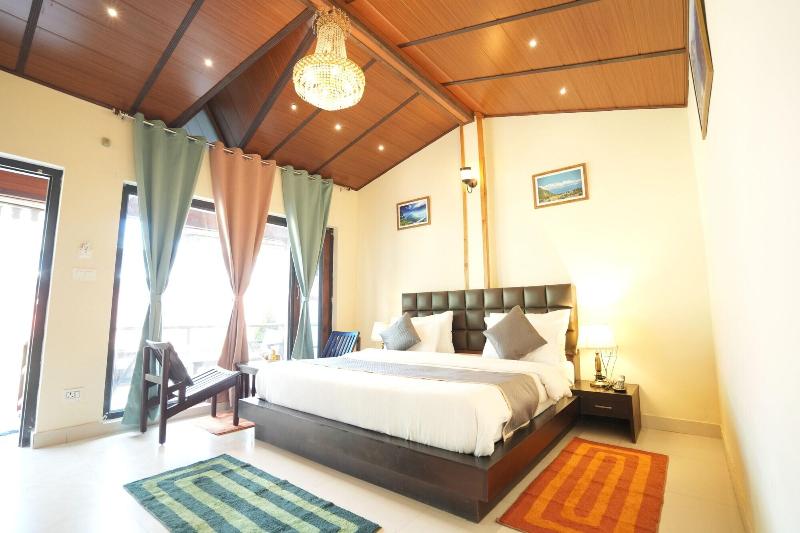 Sol Glow Resort image
