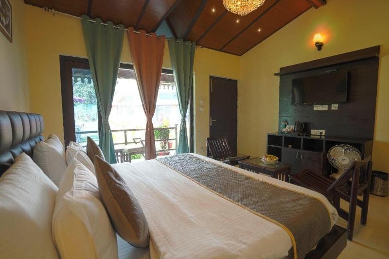 Sol Glow Resort image