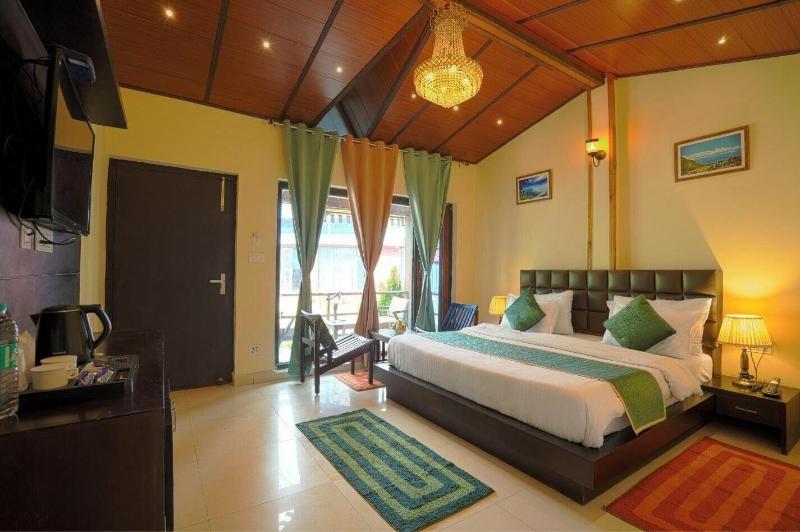 Sol Glow Resort image
