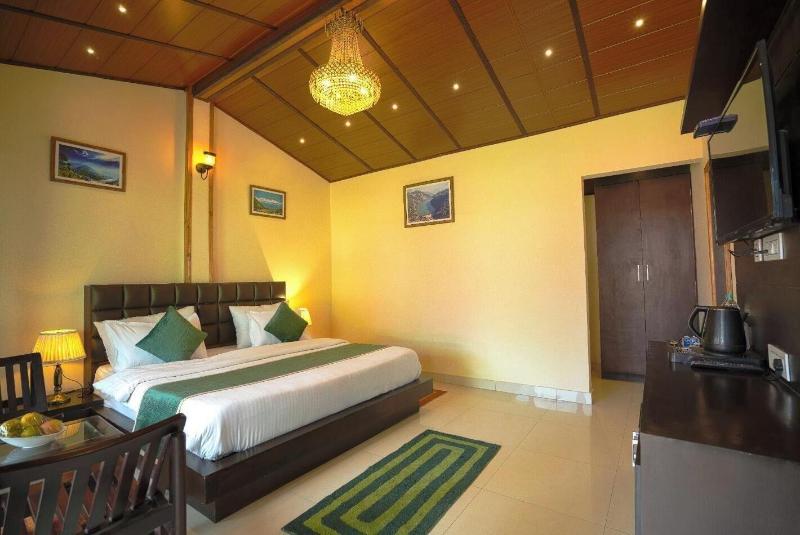 Sol Glow Resort image
