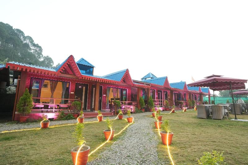 Sol Glow Resort image