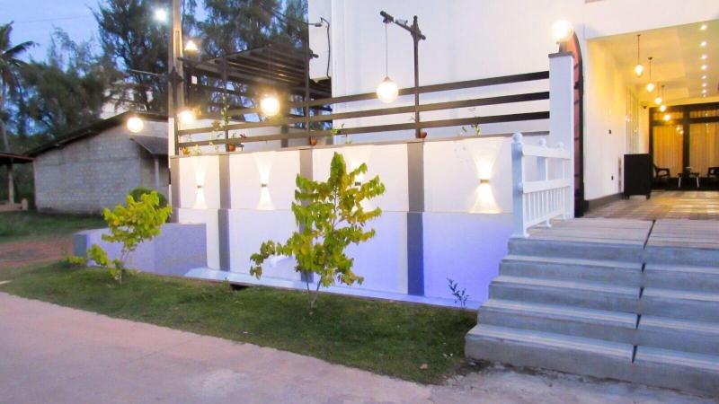 Airport Faith Hotel image