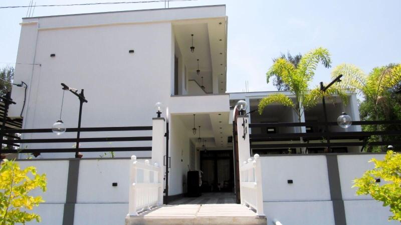 Airport Faith Hotel image