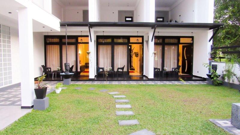 Airport Faith Hotel image