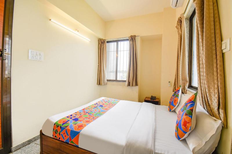 Fabhotel Mountain High Inn image