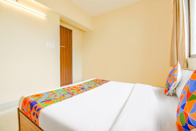 Fabhotel Mountain High Inn image