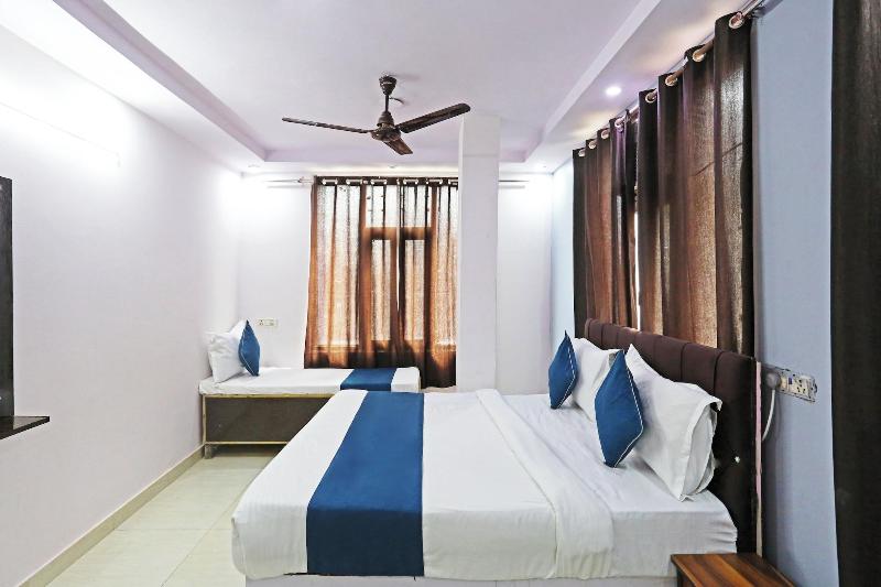 Hotel Raaso Inn Laxminagar By Arrow image