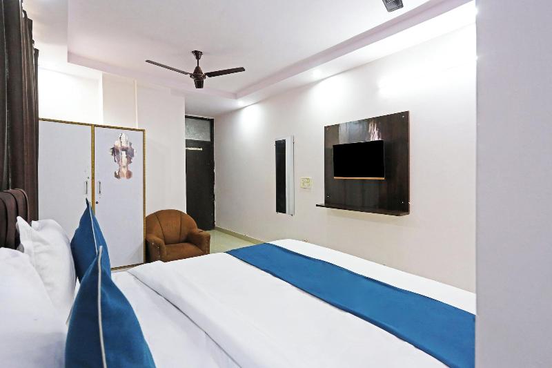 Hotel Raaso Inn Laxminagar By Arrow image