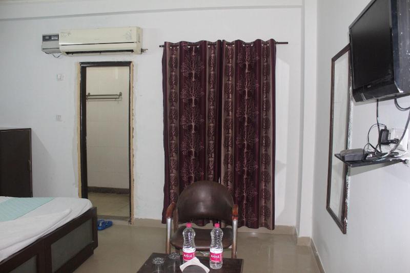 Hotel Shree Continental image