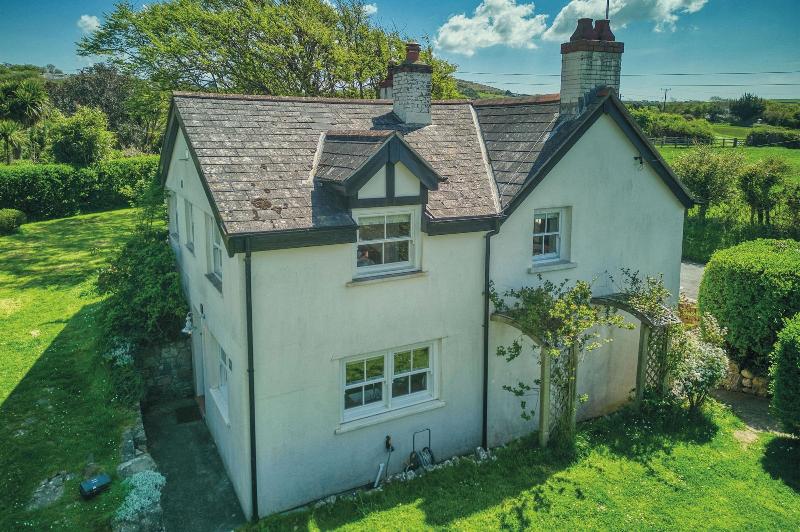 Dollars Cottage 4 Bed Llangennith image
