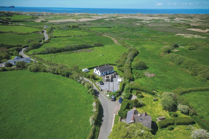 Dollars Cottage 4 Bed Llangennith image
