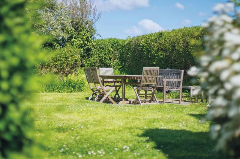 Dollars Cottage 4 Bed Llangennith image
