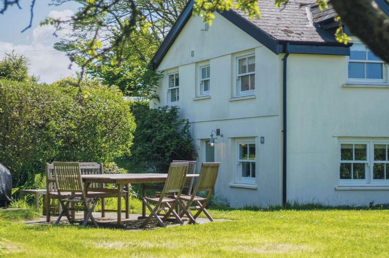 Dollars Cottage 4 Bed Llangennith image