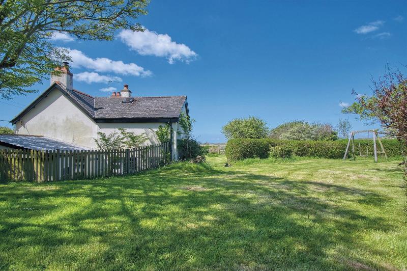 Dollars Cottage 4 Bed Llangennith image
