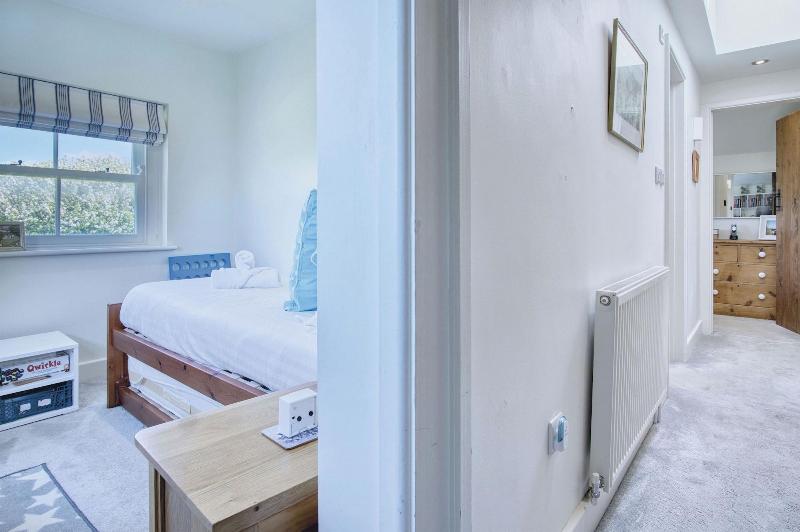 Dollars Cottage 4 Bed Llangennith image