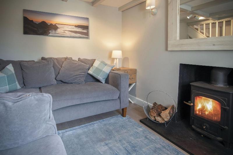 Dollars Cottage 4 Bed Llangennith image