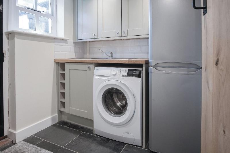 Dollars Cottage 4 Bed Llangennith image