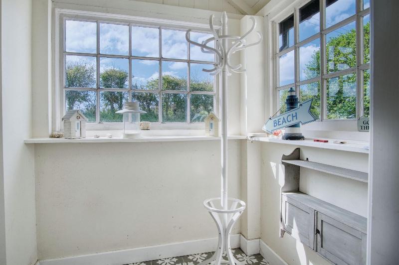 Dollars Cottage 4 Bed Llangennith image