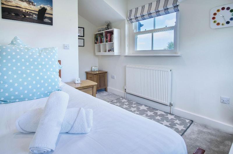 Dollars Cottage 4 Bed Llangennith image