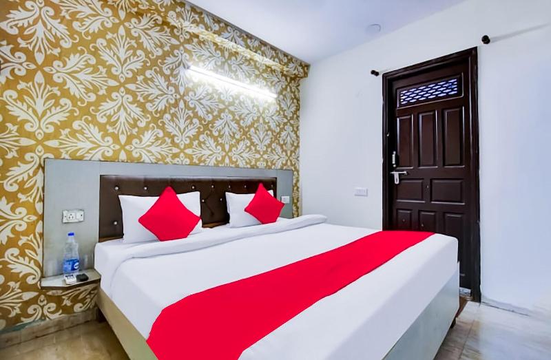 Roomshala 118 Hotel Acclaim 7 Sky image