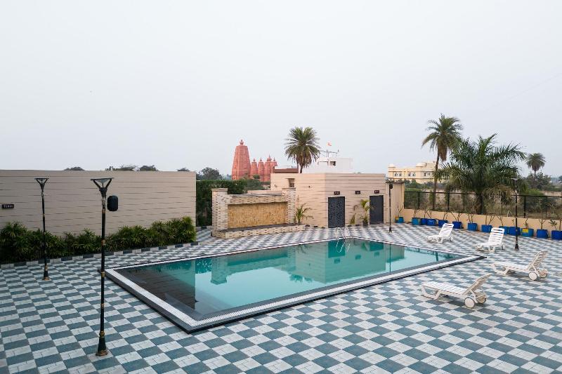 Gaurison Hotel Resort