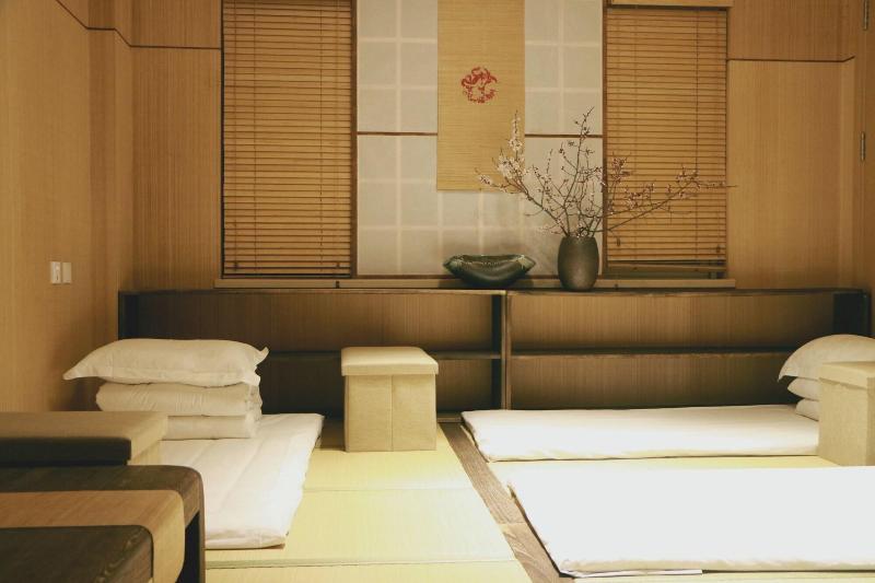 Beijing Eastern Library Hotel image