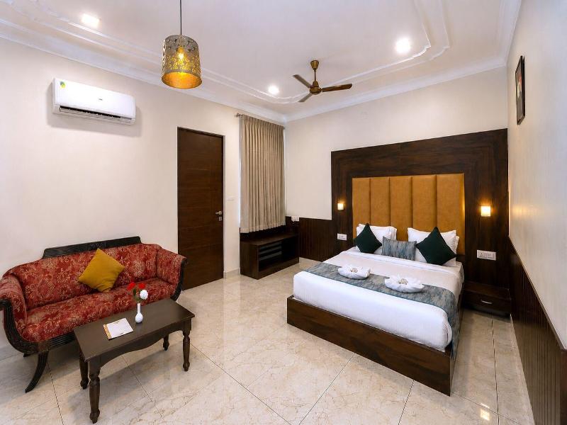 Red Tullip Md Valley Resort And Spa image