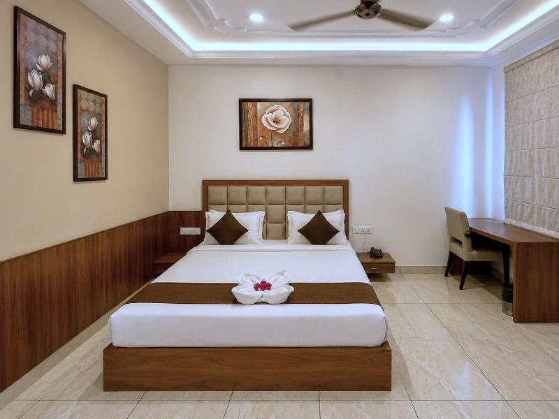 Red Tullip Md Valley Resort And Spa image