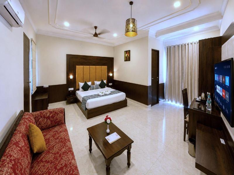 Red Tullip Md Valley Resort And Spa image