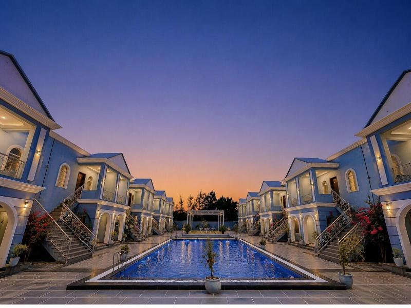 Red Tullip Md Valley Resort And Spa image