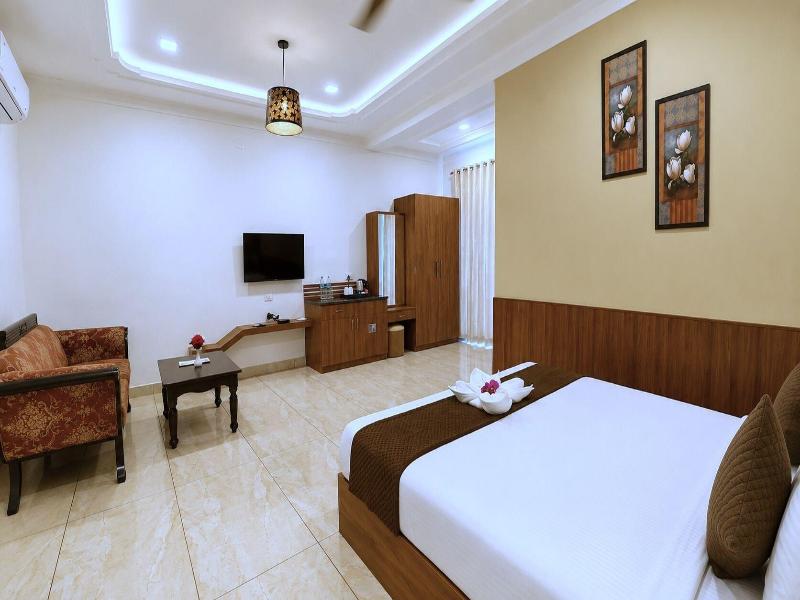 Red Tullip Md Valley Resort And Spa image