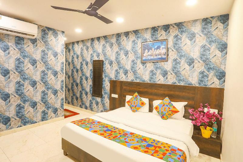 Fabhotel Royal Galaxy I image