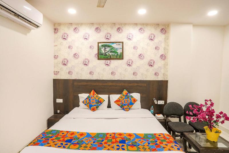 Fabhotel Royal Galaxy I image