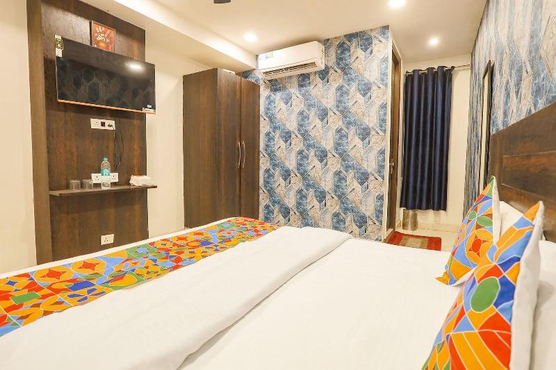 Fabhotel Royal Galaxy I image