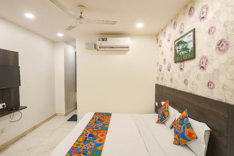 Fabhotel Royal Galaxy I image