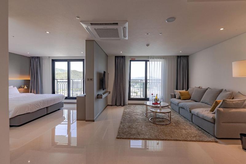 Gyeong Ju The Terrace Hotel image