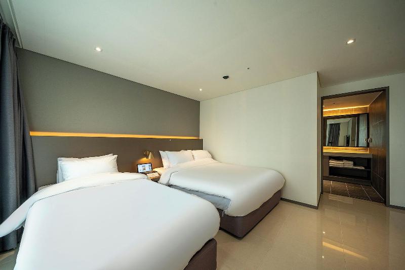 Gyeong Ju The Terrace Hotel image