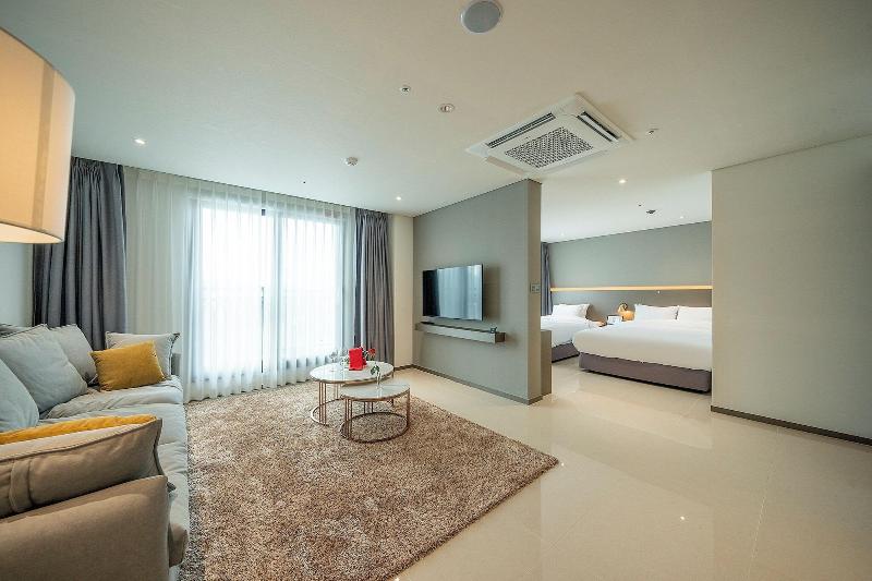 Gyeong Ju The Terrace Hotel image