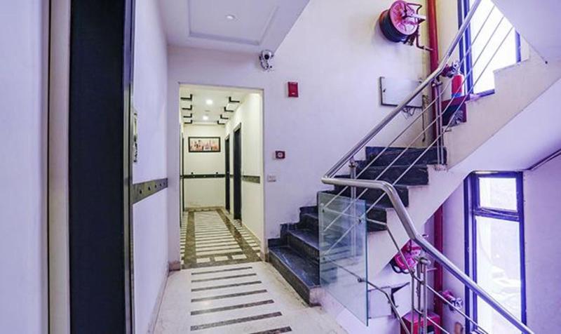 Fabhotel Blue Moon Home Stay image
